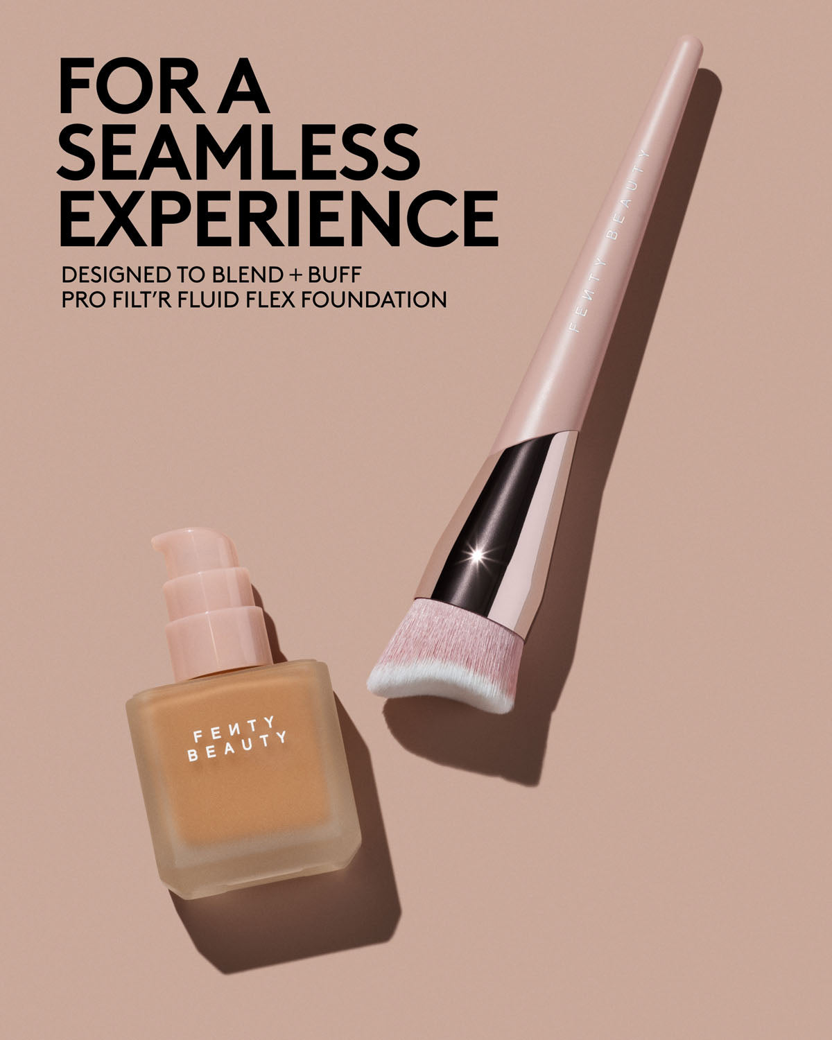 Fenty Beauty Pinceau fond de teint Fluid Flex 165 application précise