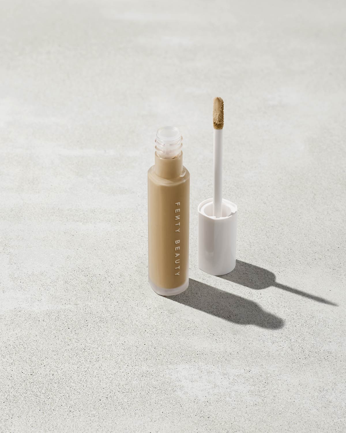 Fenty Beauty Pro Filt'r Instant Retouch Correcteur 310 8 ml fini mat