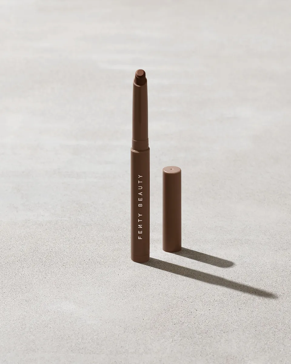 Fenty Beauty Shadowstix fard à paupières Brownie Badd'r stick mat 10 ml