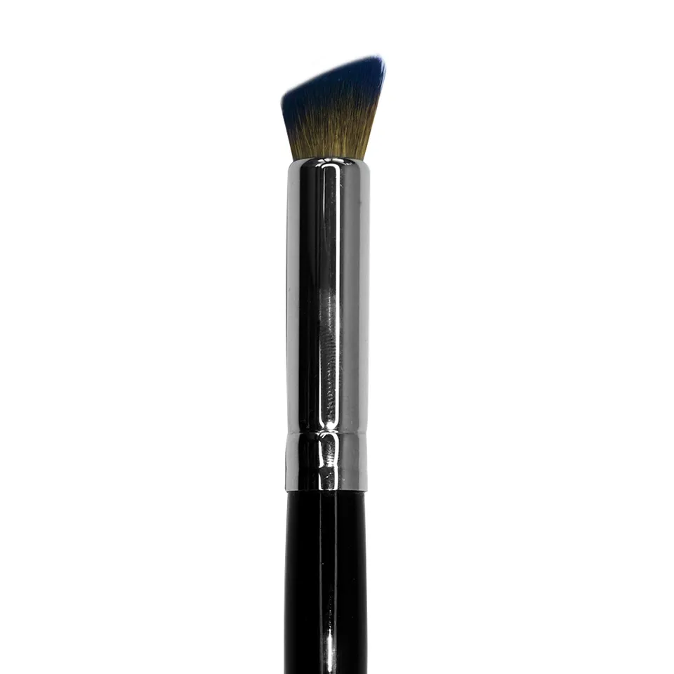Cinema Secrets Makeup Brushes A42 pinceau anticernes biseauté