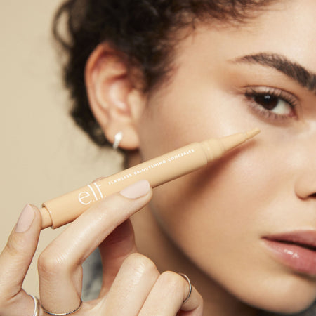 E.L.F. Face Flawless Correcteur anti-cernes couvrance légère