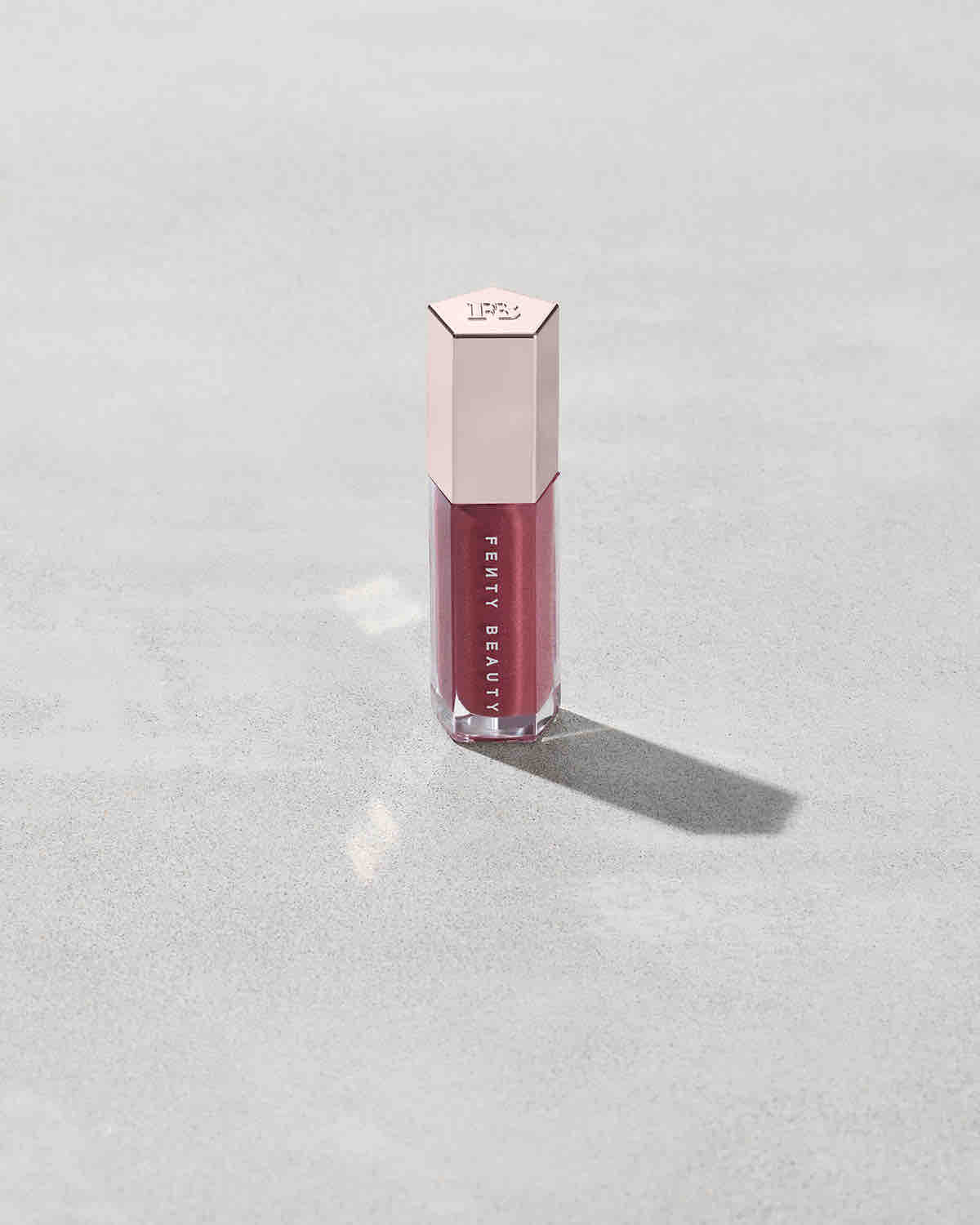 Fenty Beauty Gloss Bomb gloss lèvres RiRi 9 mL fini brillant