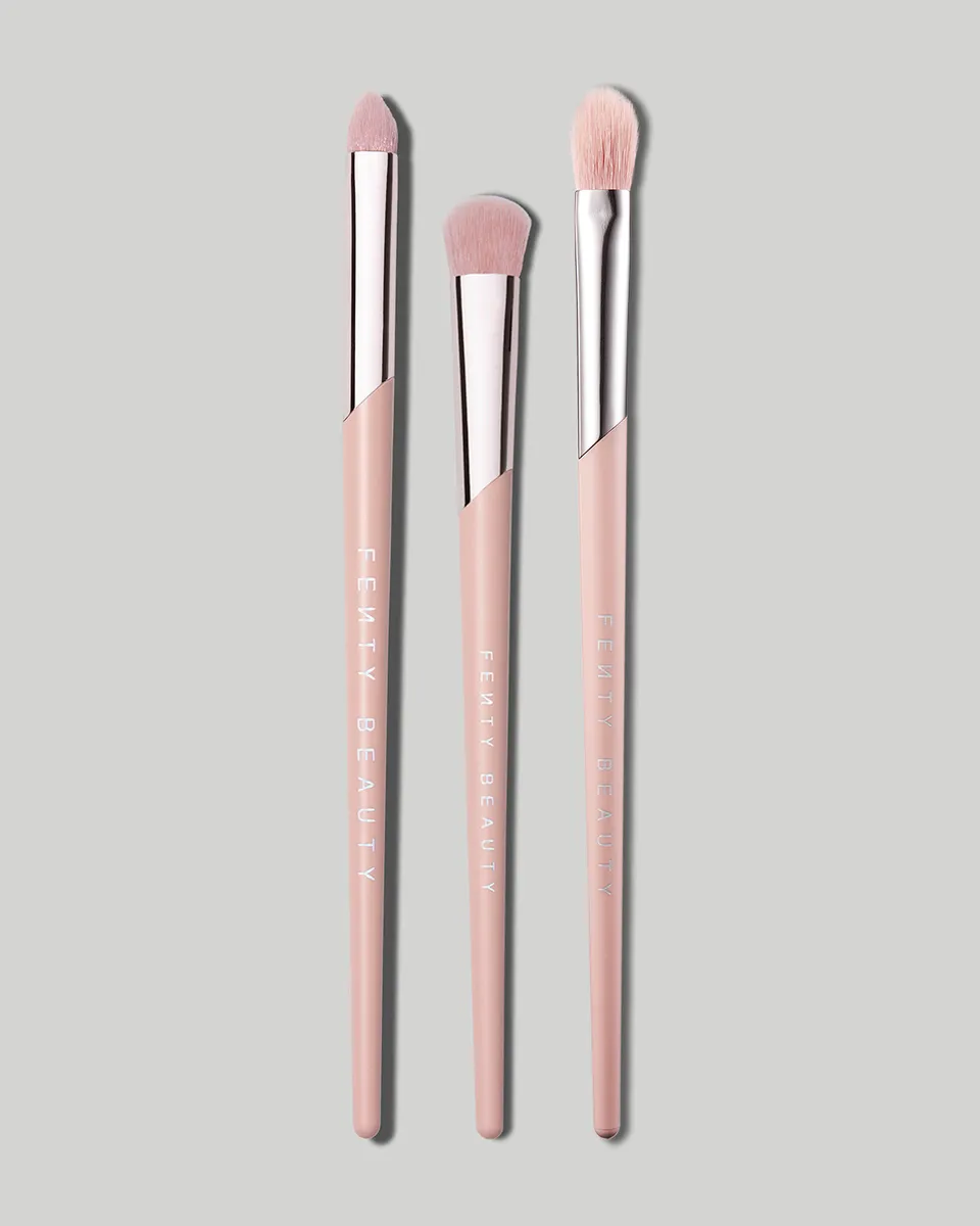 Fenty Beauty Set pinceaux et éponge bundle perso teint complet