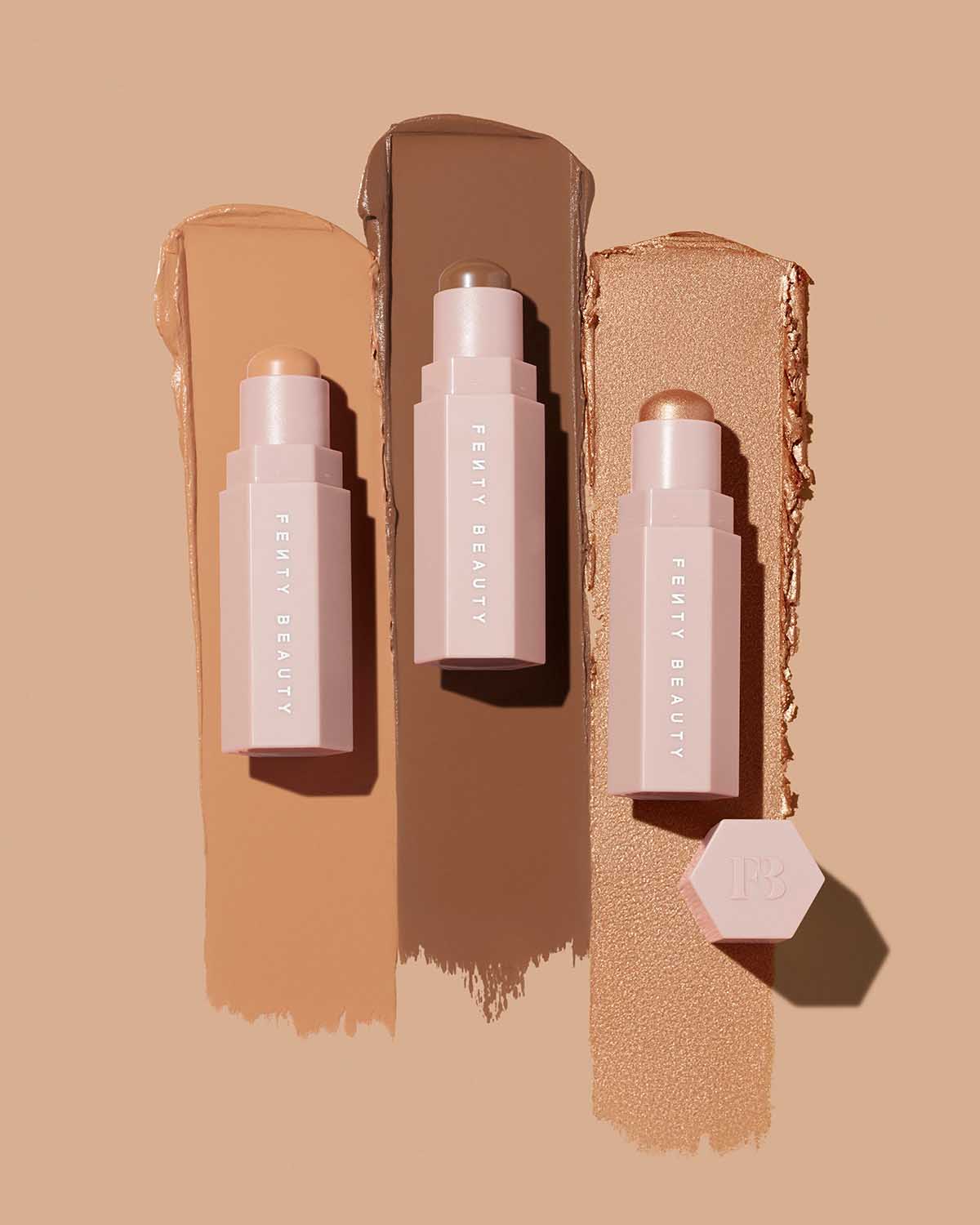 Fenty Beauty Match Stix Sculpt'r Squad trio sticks teint fini mat