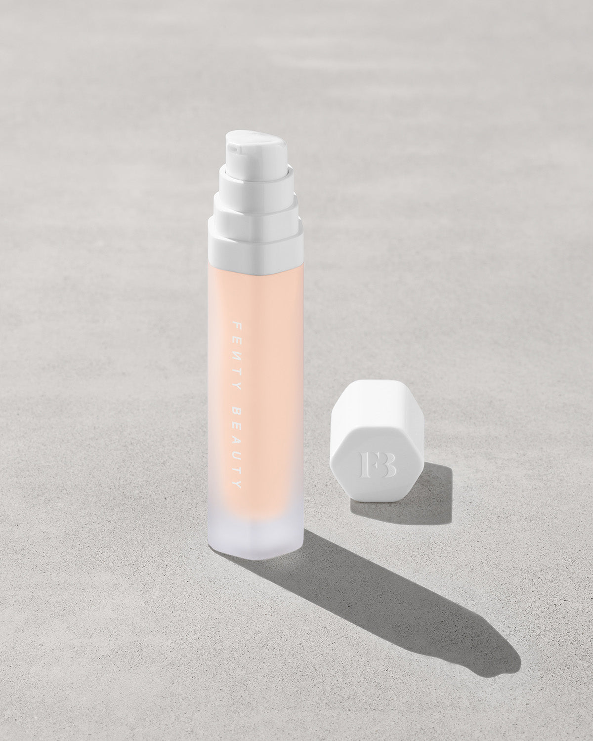 Fenty Beauty Soft'lit fond de teint lumineux 110 32 ml