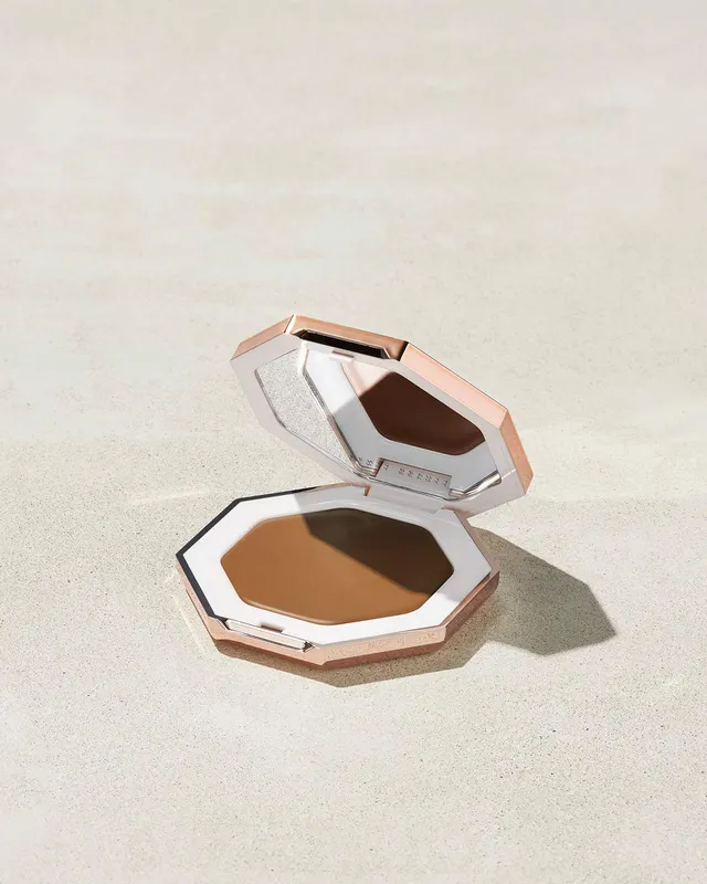 Fenty Beauty Cheeks Out bronzer crème Teddy 5,23 g modulable