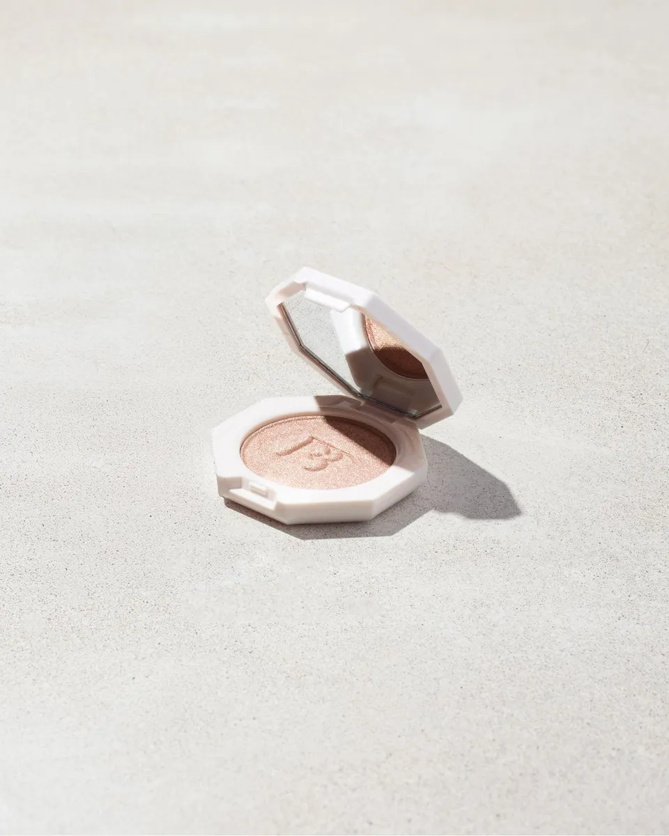Fenty Beauty Killawatt highlighter Hu$tla Baby mini shimmer