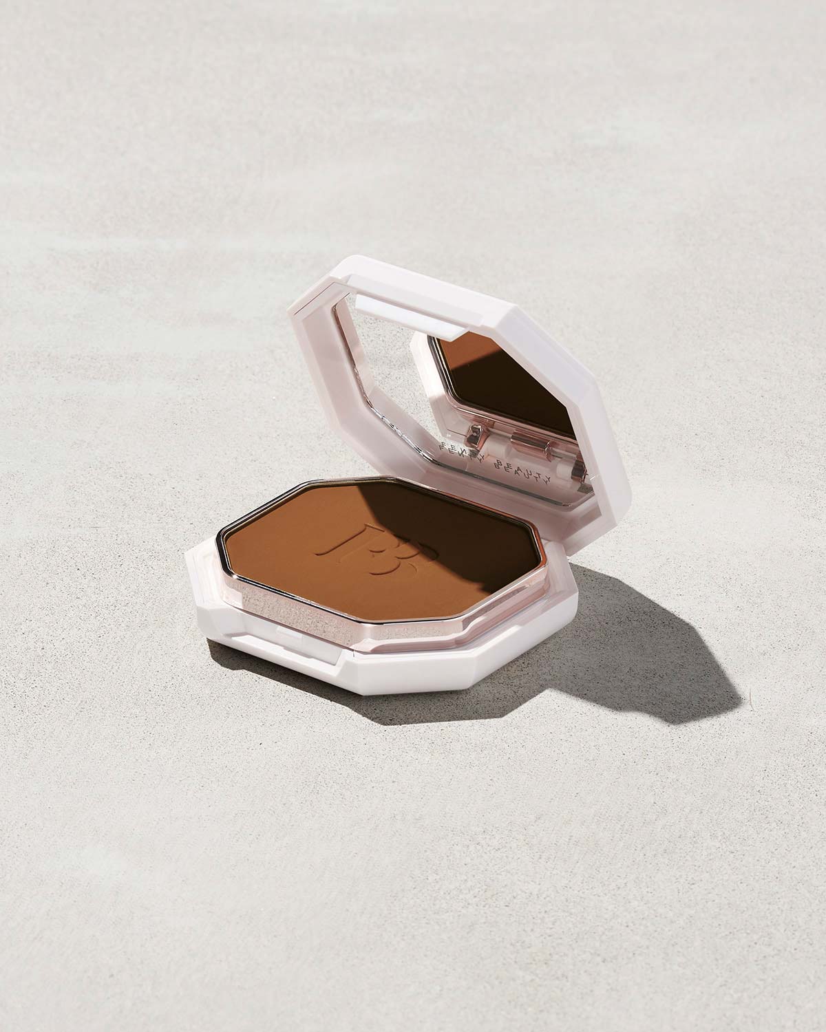 Fenty Beauty Pro Filt'r fond de teint poudre #400 9,1 g fini mat