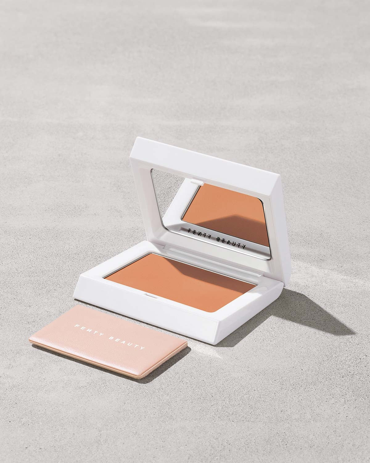 Fenty Beauty Bright Fix poudre Peach 7,95 g