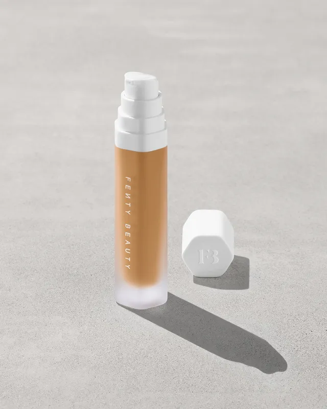 Fenty Beauty Soft'lit 335 fond de teint lumineux 32 mL