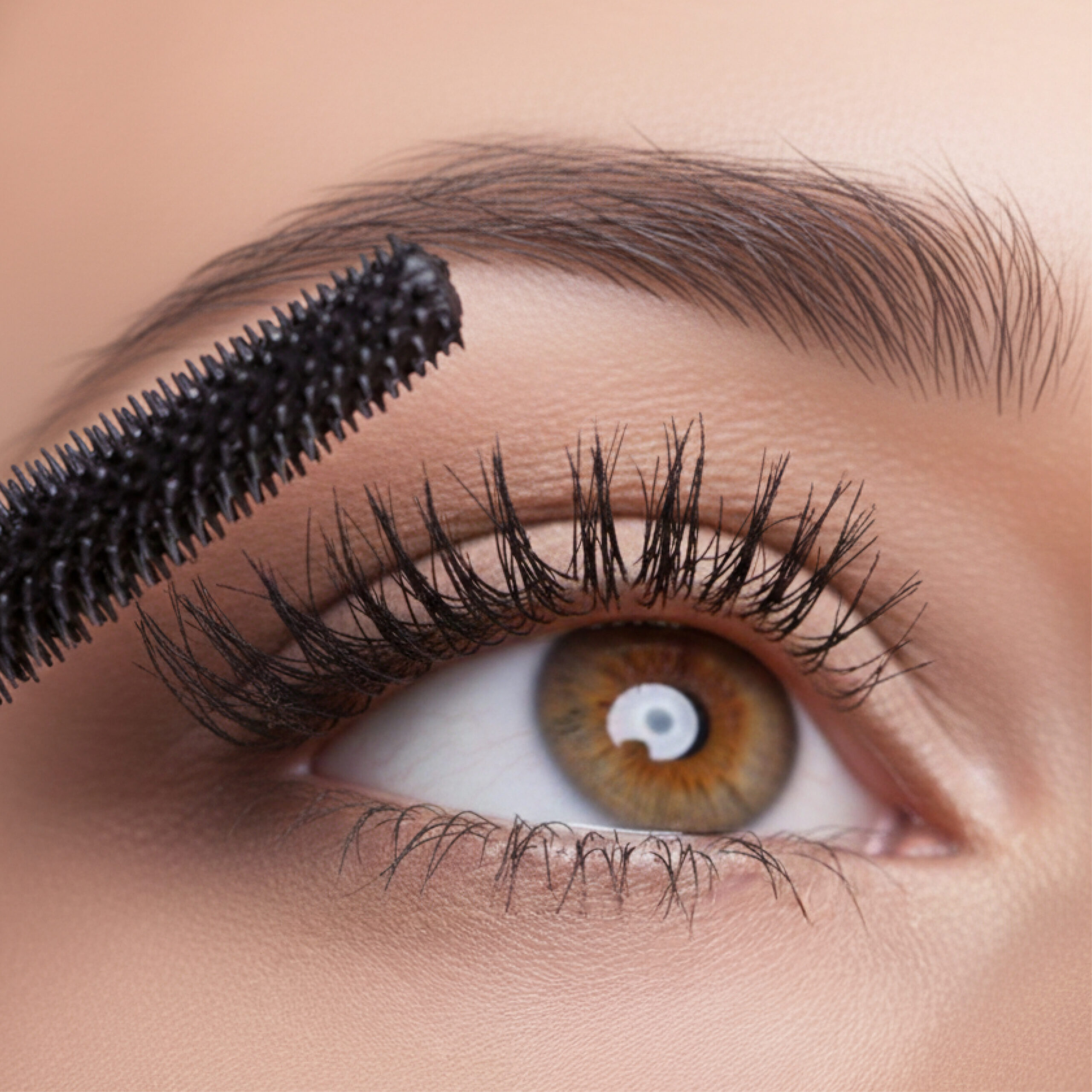 Glam'Up Bigger Than Lashes Mascara Volume Noir Intense