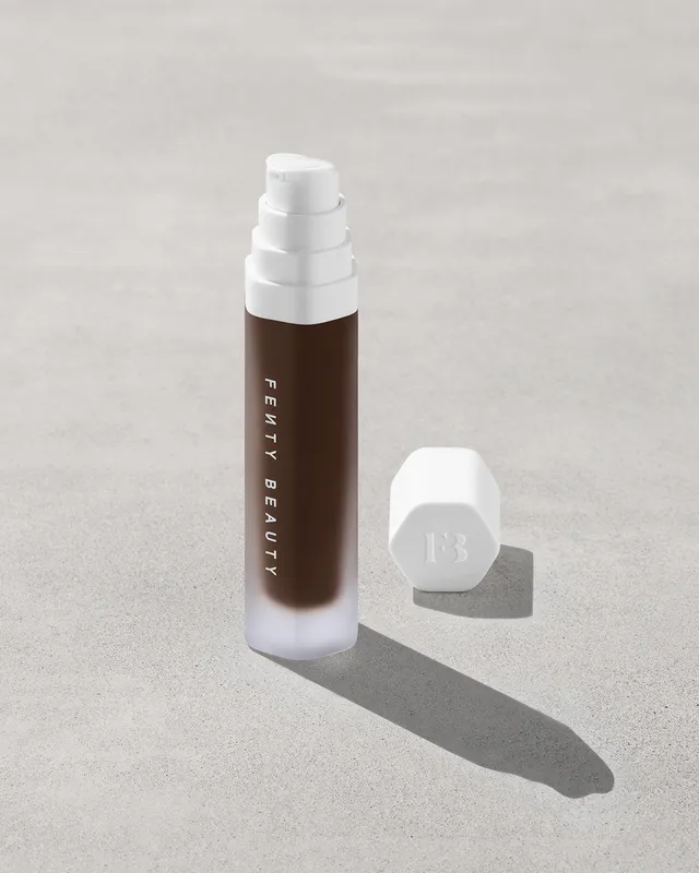 Fenty Beauty Soft'lit fond de teint lumineux 498 32 ml