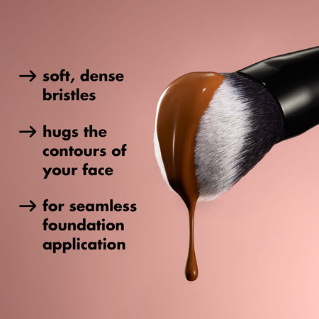 E.L.F. Smooth Swipe Pinceau fond de teint liquide biseauté