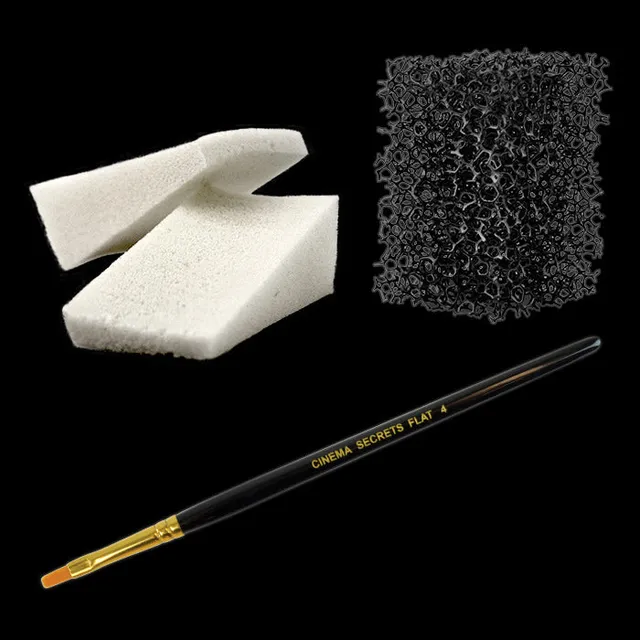 Cinema Secrets Woochie Applicator Sponge & Brush Kit éponges