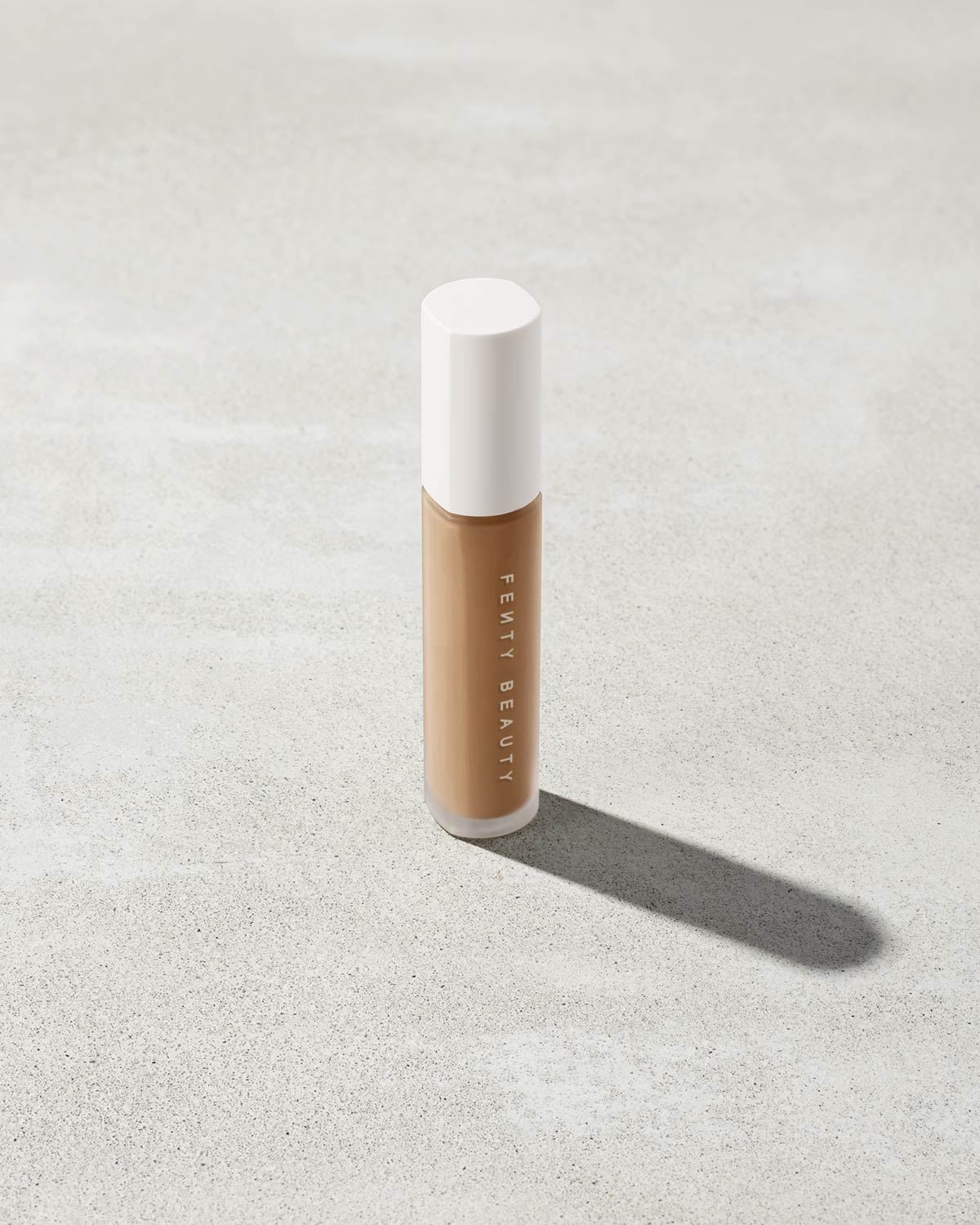 Fenty Beauty Pro Filt'r Instant Retouch anticerne #340 8 mL fini mat