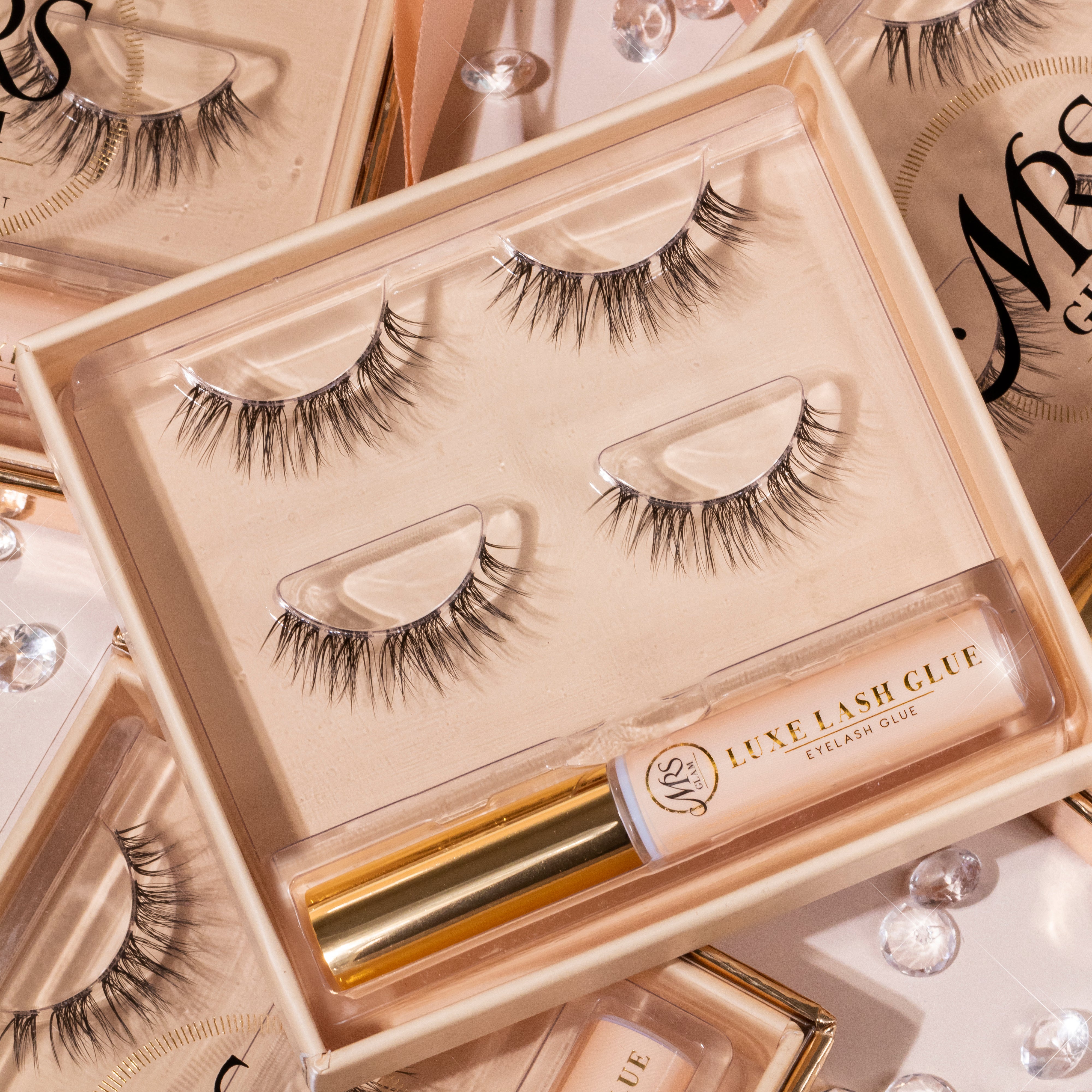 Be Perfect Mrs Glam Mrs Flutter faux cils clusters + colle