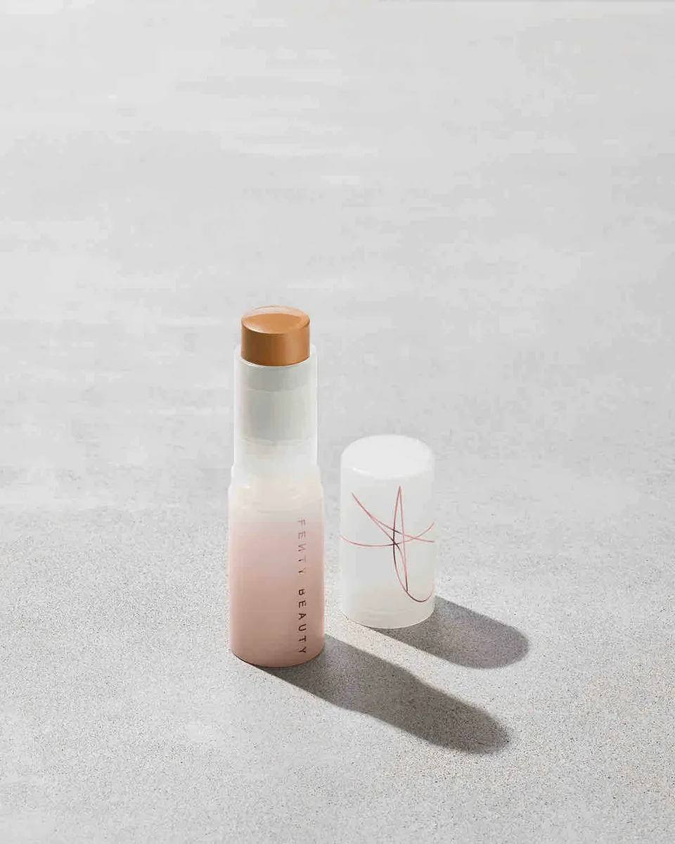 Fenty Beauty Eaze Drop Blur Smooth Tint Stick 16 fond de teint naturel 9 g