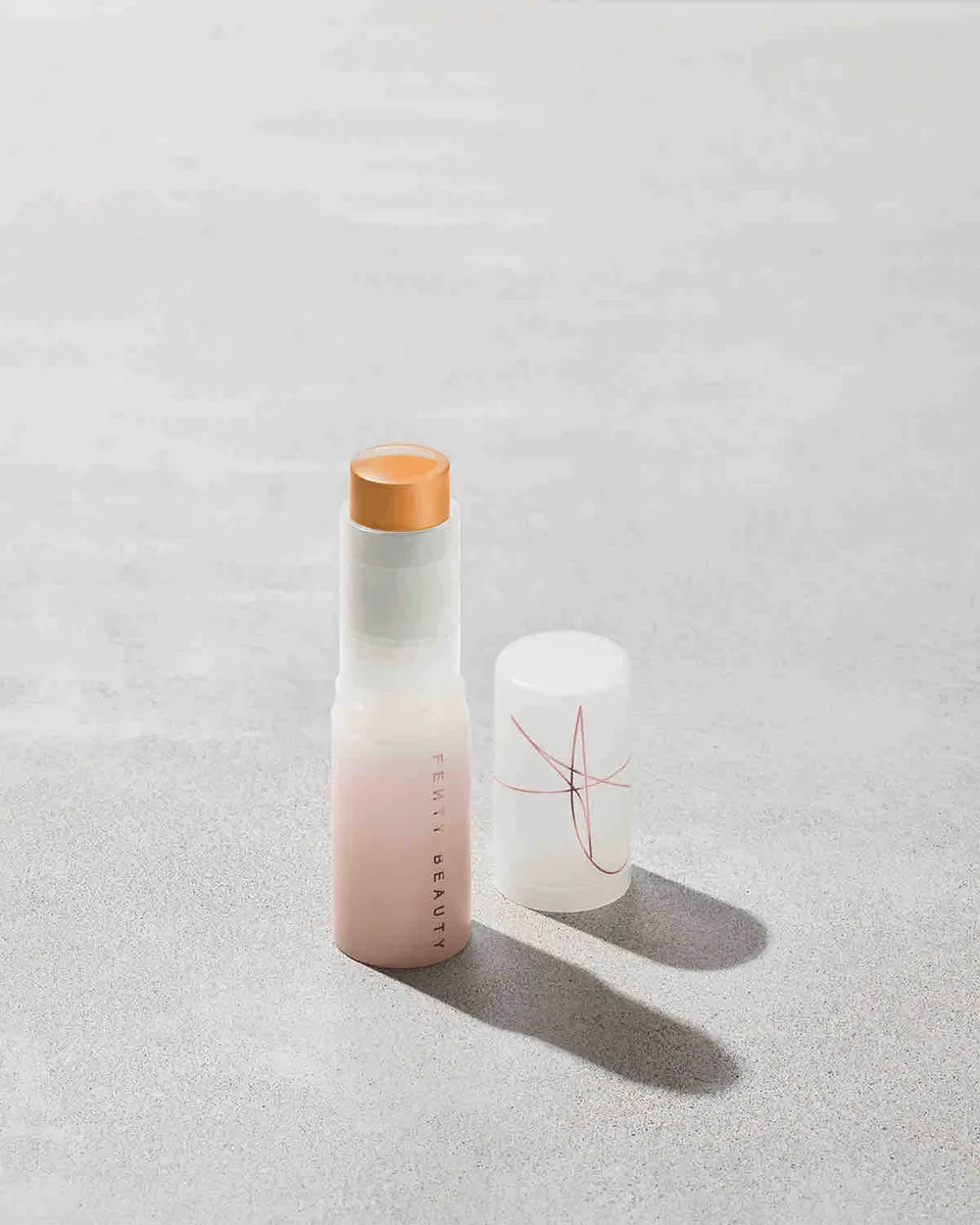 Fenty Beauty Eaze Drop Blur Smooth Tint Stick fond de teint 12 9g naturel