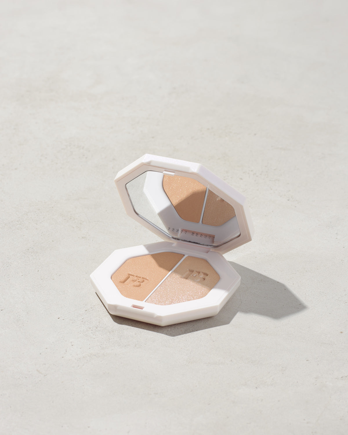 Fenty Beauty Killawatt Highlighter Lightning Dust Fire Crystal nacré