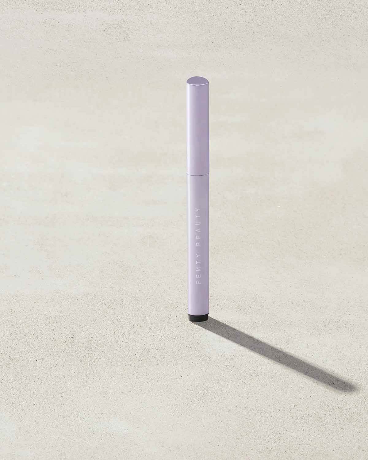Fenty Beauty Flypencil Longwear Pencil Eyeliner noir Black Card 0,3 g