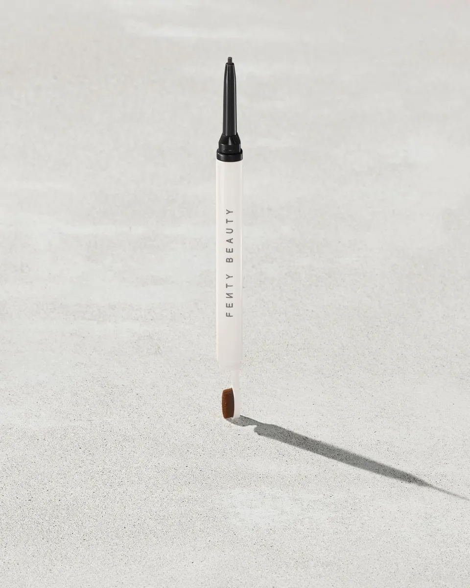 Fenty Beauty Brow MVP crayon sourcils deep black 0,07 g waterproof