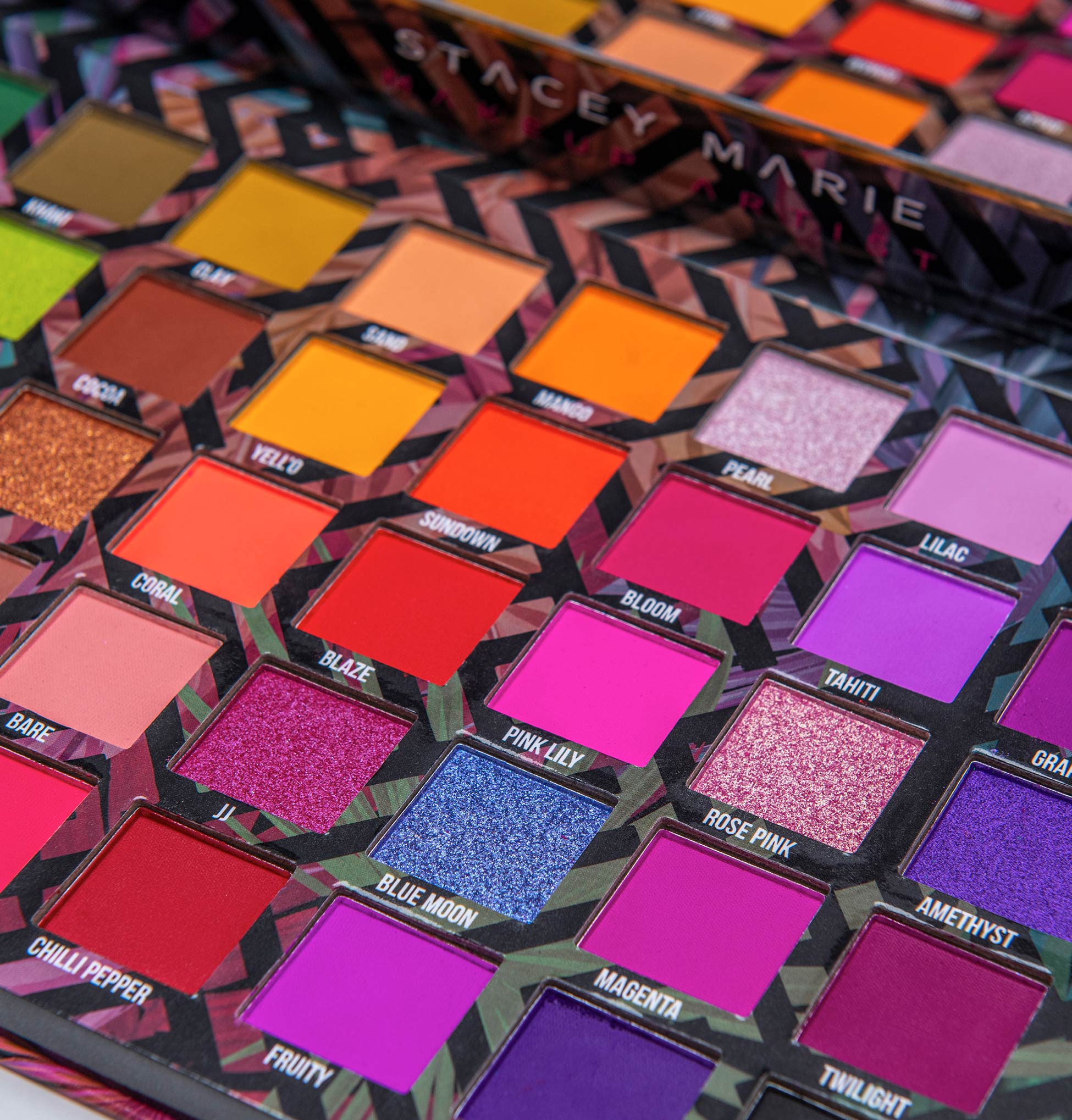 BPerfect Carnival III Love Tahiti palette yeux 31 fards