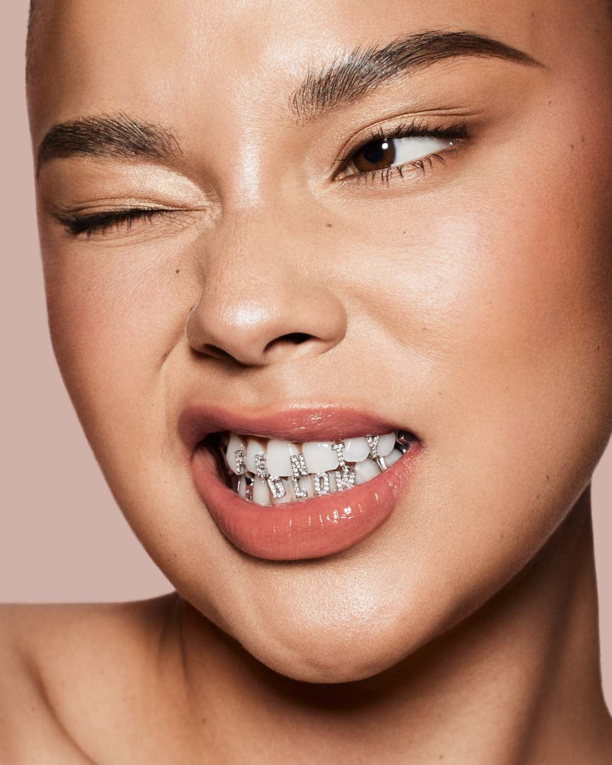 Fenty Beauty Gloss Bomb Stix gloss lèvres Fenty Glow 3,6 g brillance