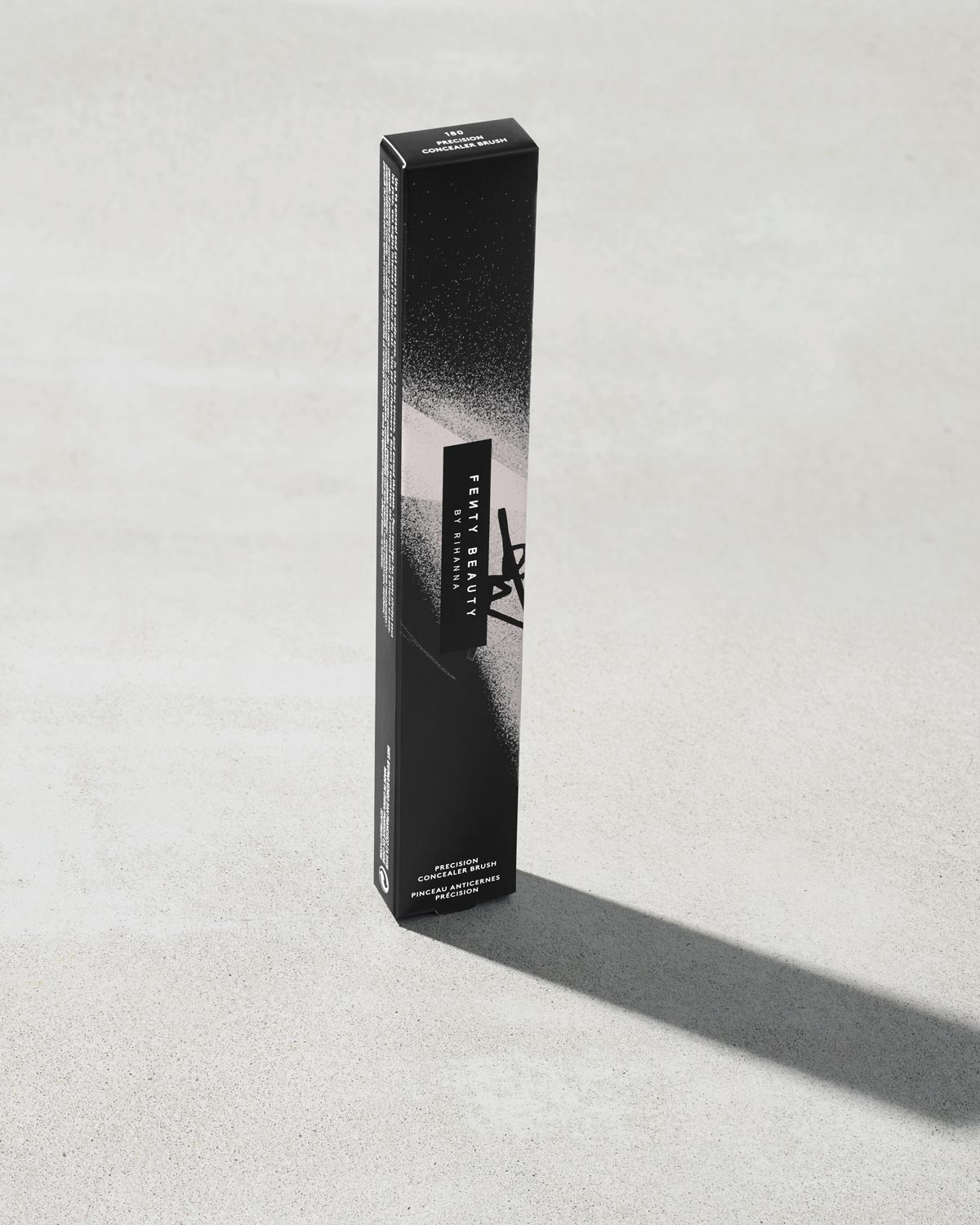 Fenty Beauty Brushes + Tools Precision Concealer Brush 180 Pinceau