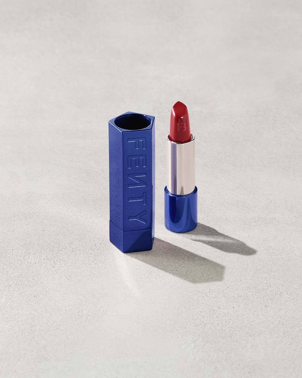 Fenty Beauty Fenty Icon étui rouge à lèvres Navy Edition