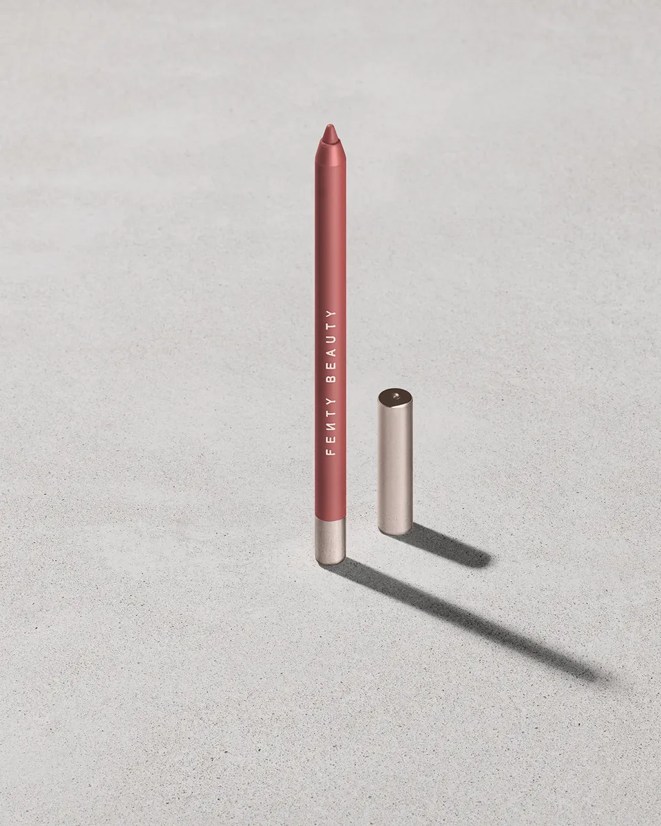 Fenty Beauty Trace'd Out crayon lèvres Thugz Blush Too waterproof