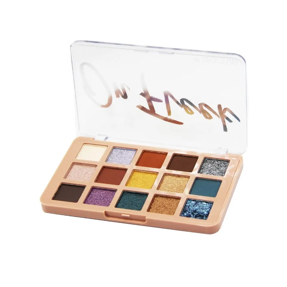 GLAM'UP Le Regard On Fleek palette fards à paupières 15 teintes
