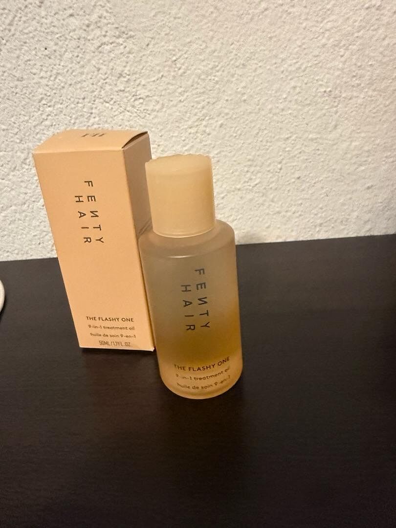 Fenty Beauty Hair The Flashy One Huile Cheveux 9-en-1