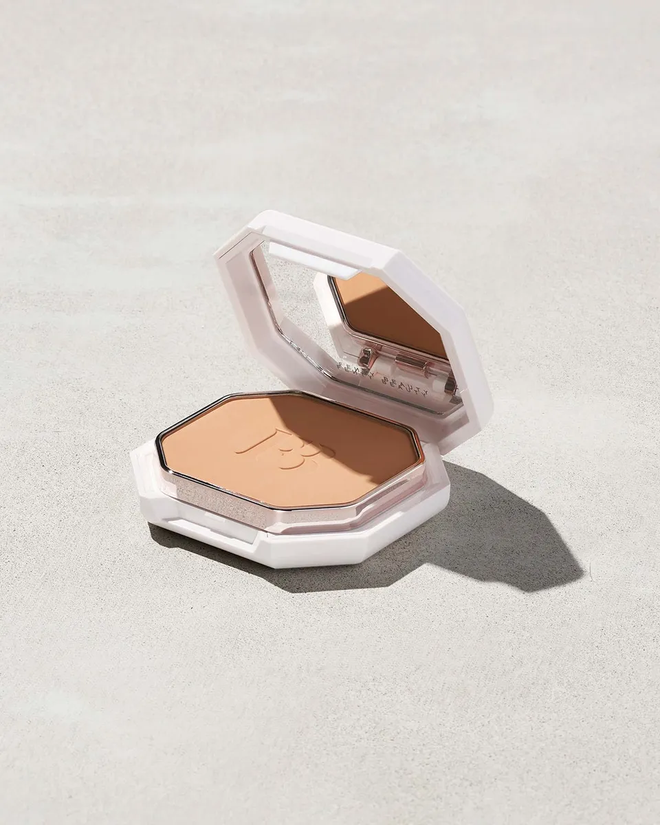 Fenty Beauty Pro Filt'r Fond de Teint Poudre #250 9,1 g Fini Mat