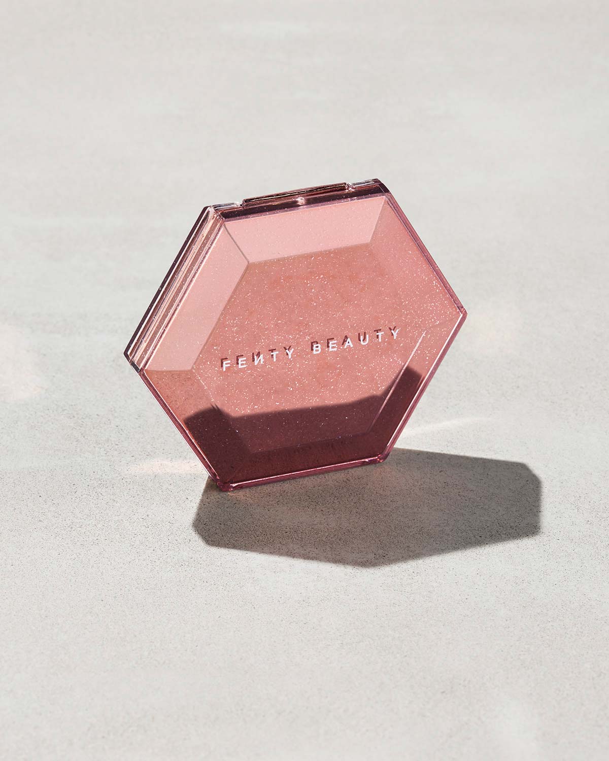 Fenty Beauty Diamond Bomb enlumineur Rosé Rave 8 g