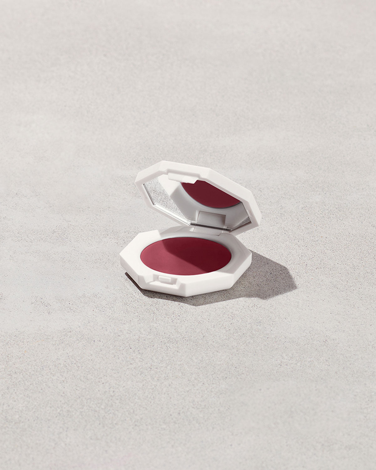 Fenty Beauty Cheeks Out Blush Crème Riri 3 g Fini Naturel