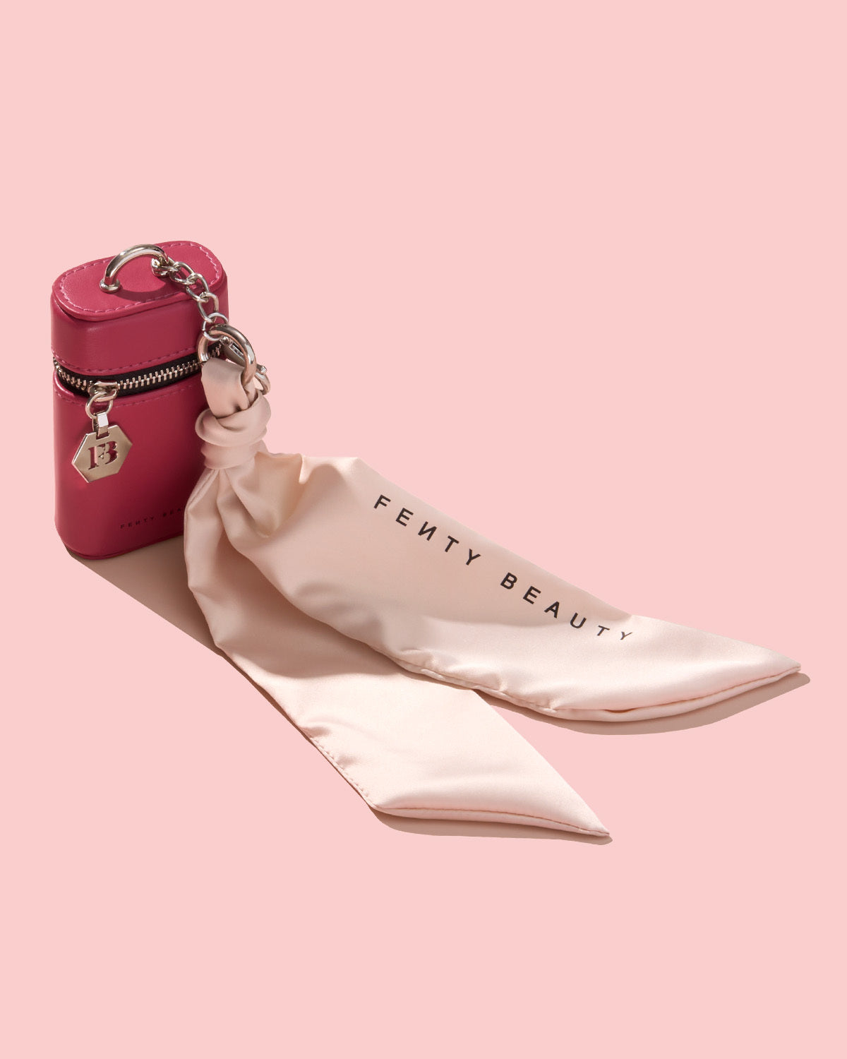 Fenty Beauty Lock In Lips Trousse de voyage avec foulard