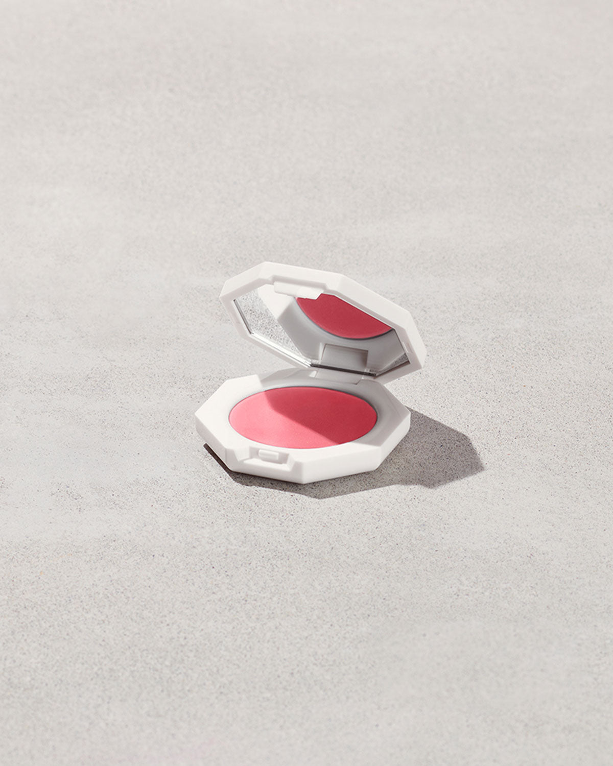 Fenty Beauty Cheeks Out Blush Crème Pinky Promise 3 g