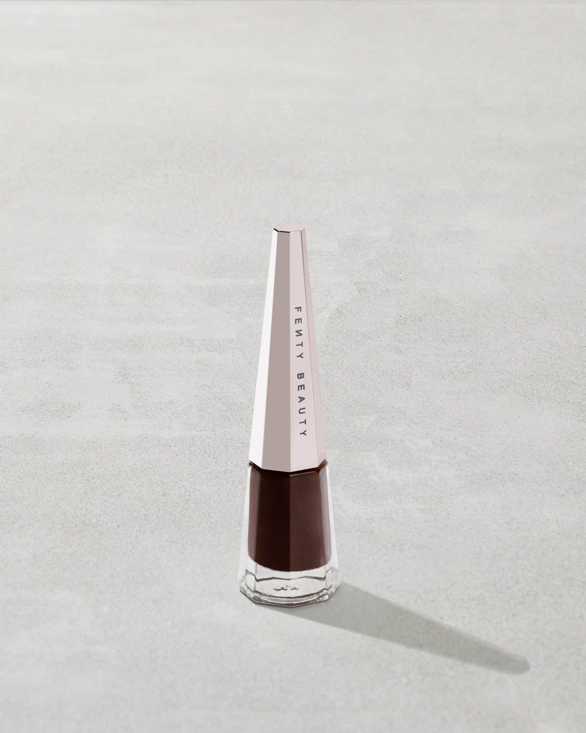 Fenty Beauty Stunna Lip Paint rouge à lèvres Unlawful 4 ml mat