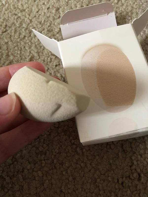Fenty Beauty Precision Sponge 100 Éponge maquillage sans latex