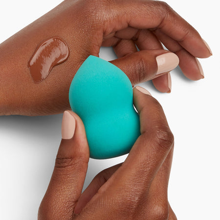 E.L.F. Blending Sponge éponge teint pêche