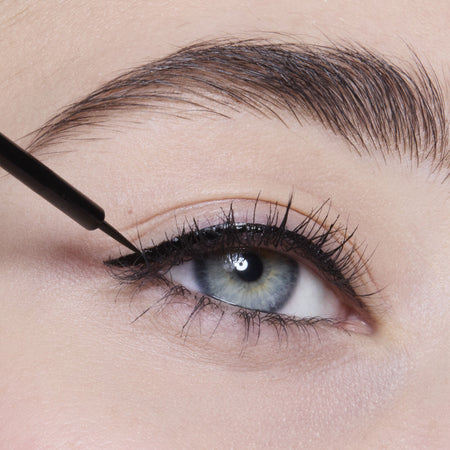 E.L.F. Precision Liquid Eyeliner traceur noir tenue longue