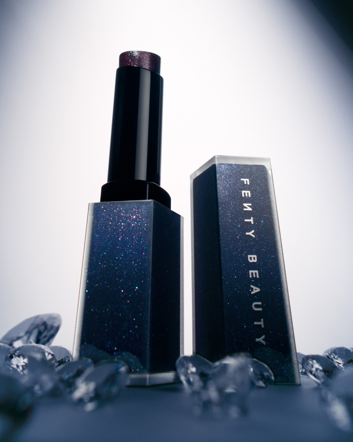 Fenty Beauty Gloss Bomb Stix gloss Caviar Crystalz pailleté 3,6 g