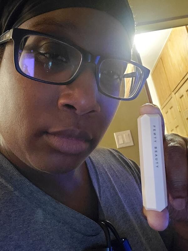 Fenty Beauty Pro Kiss'r Gommage Lèvres Stick 3 g abricot