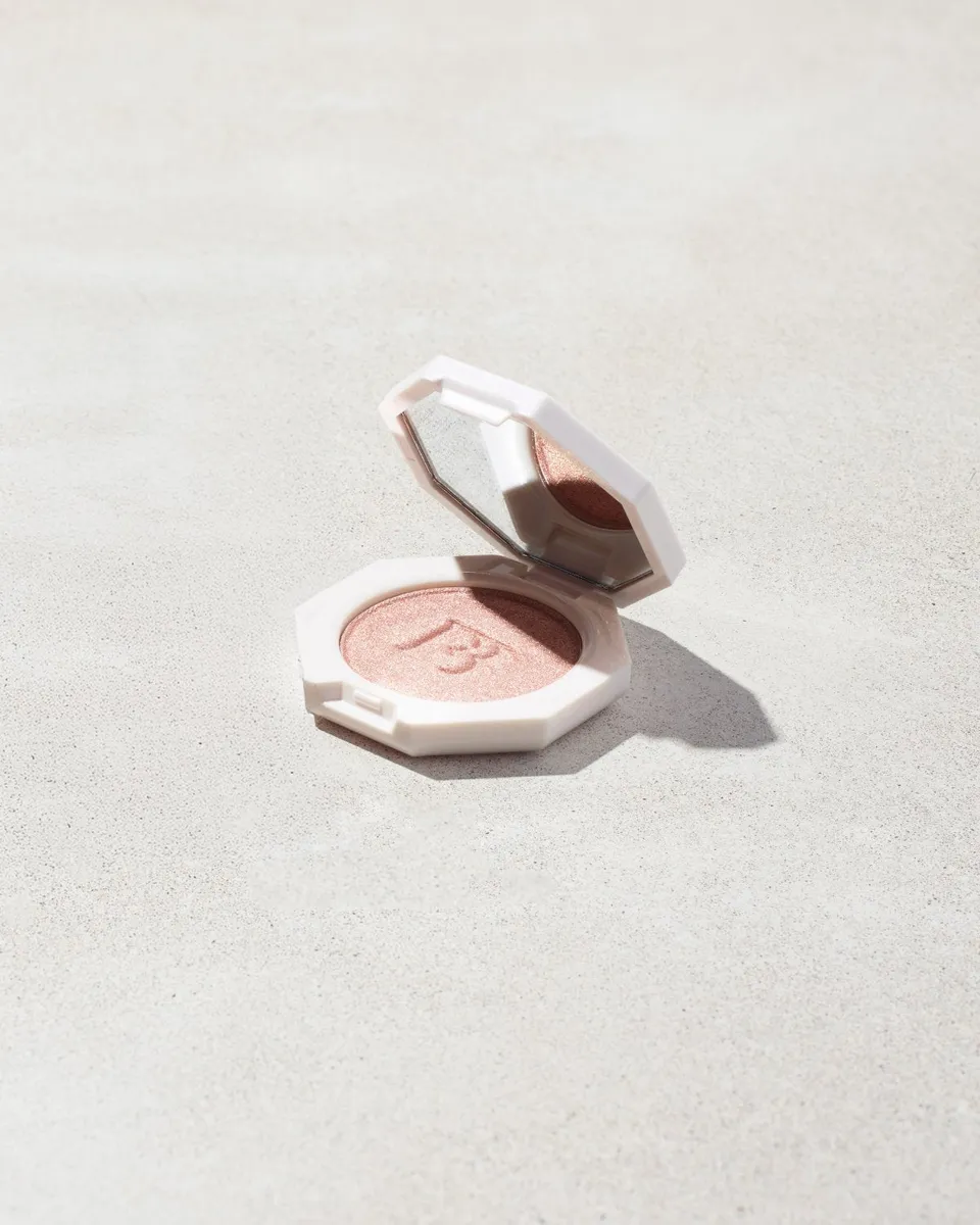Fenty Cheek Makeup Killawatt Fire Crystal mini enlumineur