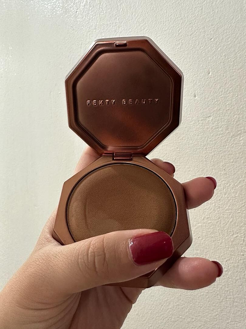 Fenty Beauty Sun Stalk'r Soufflé Bronzer Brown Butt'r