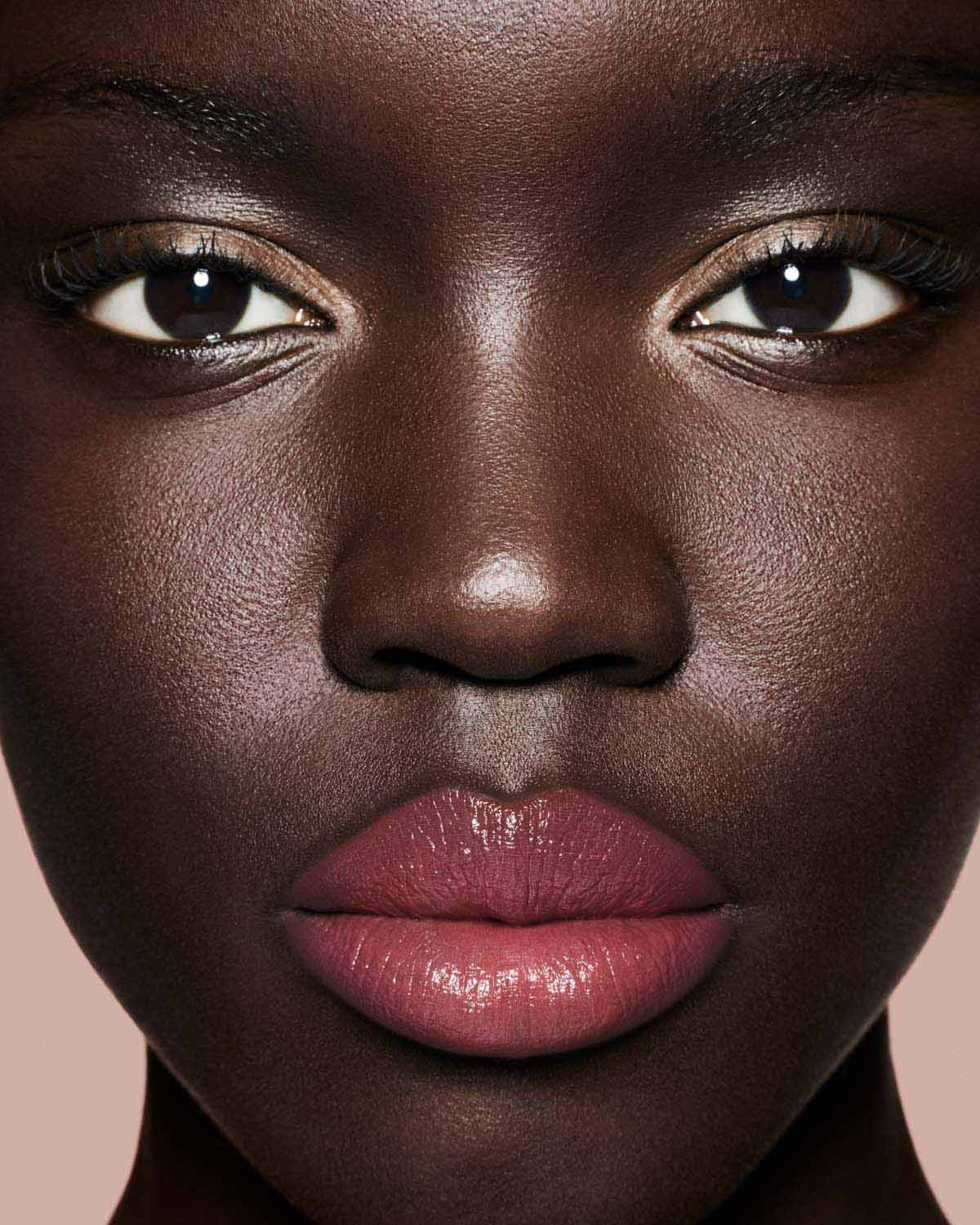 Fenty Beauty Gloss Bomb Stix gloss rose High'Biscus stick brillant