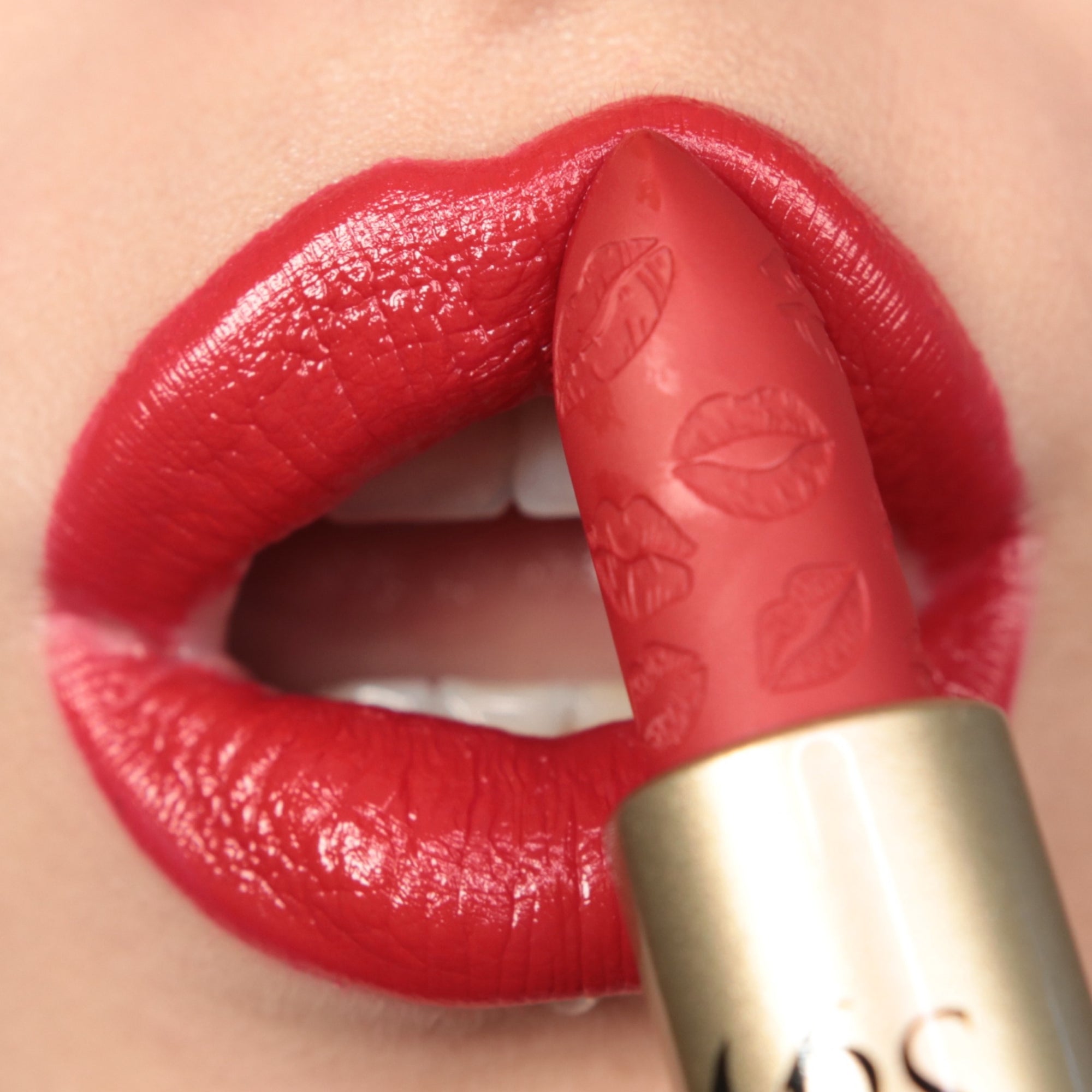 BPerfect Mrs Glam Mrs Kisses rouge à lèvres Cherry Tart