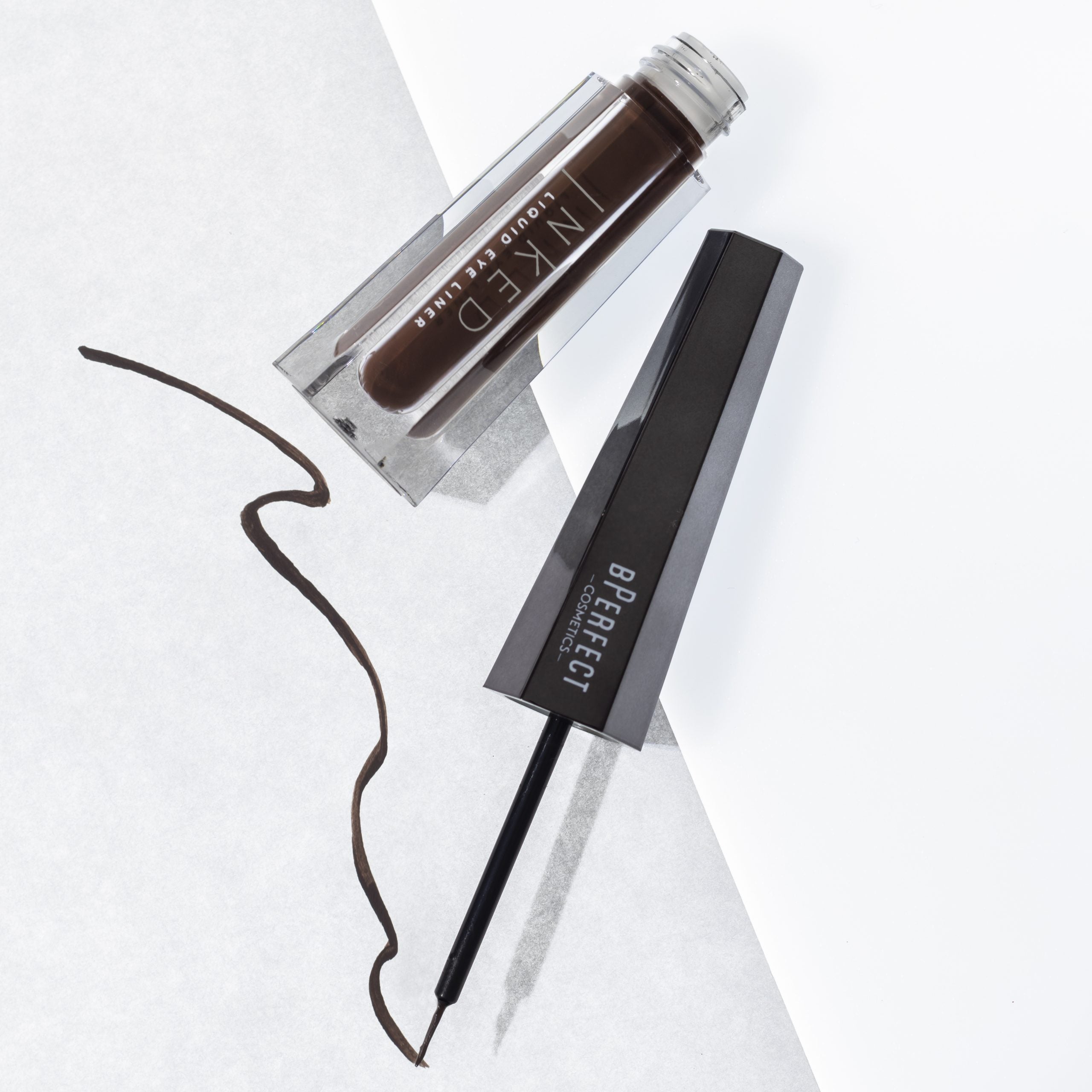 BPerfect Inked Eyeliner liquide noir mat 3 ml tenue longue