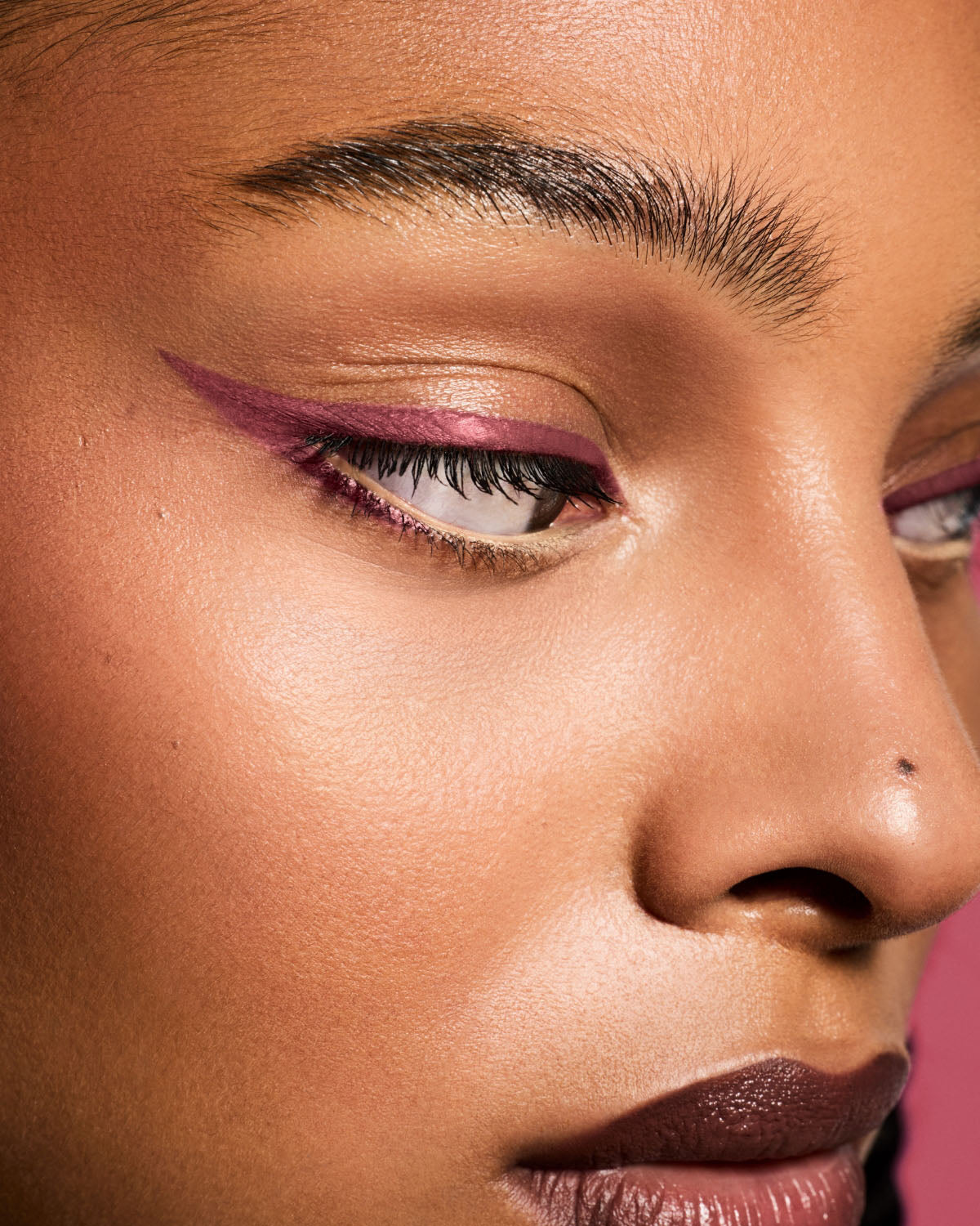 Fenty Beauty Fine Linez Eyeliner RiRi 0,55 mL Waterproof