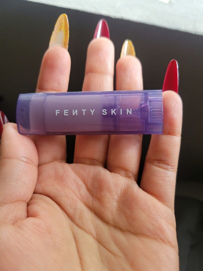 Fenty Beauty Lux Balm baume à lèvres coco hydratant